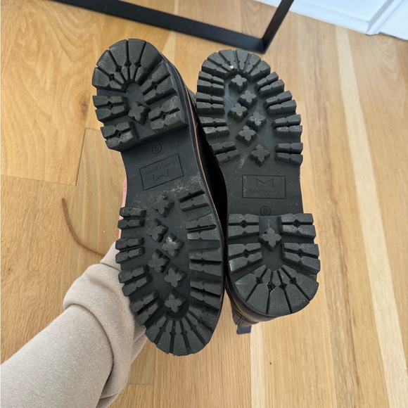 Izzie lug sole in black leather - Picture 6 of 6